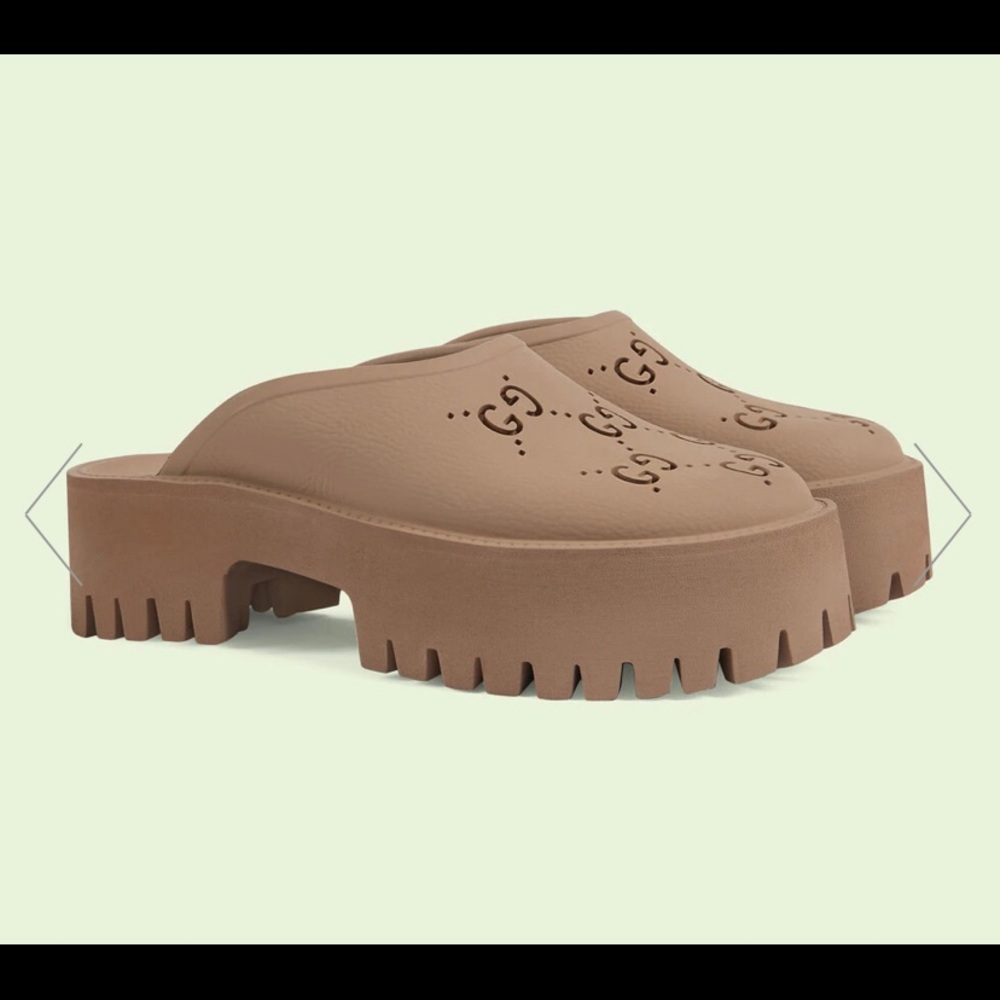 Brand new gucci sandals / clogs